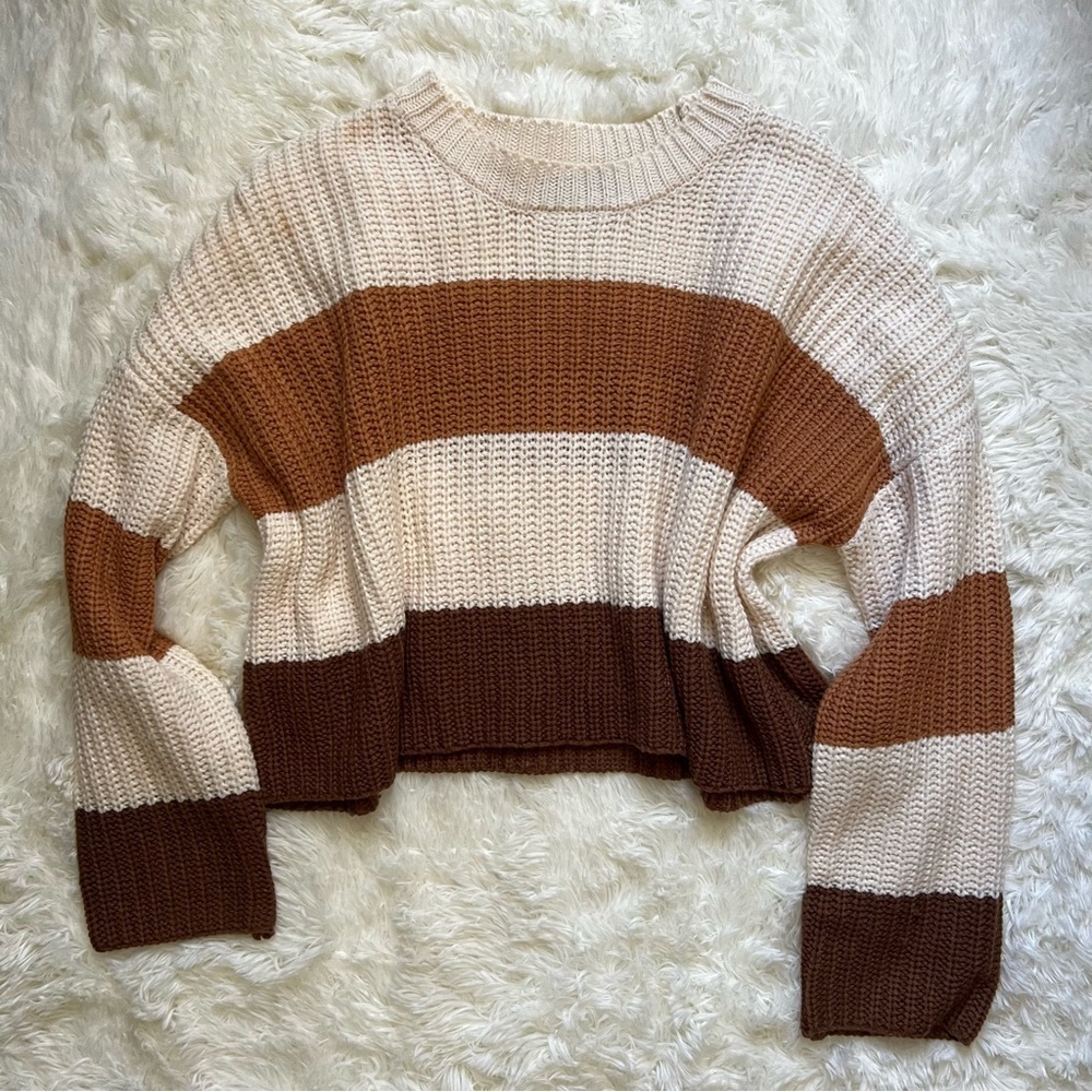Moon & Madison Cream and Brown Knit Crop Sweater